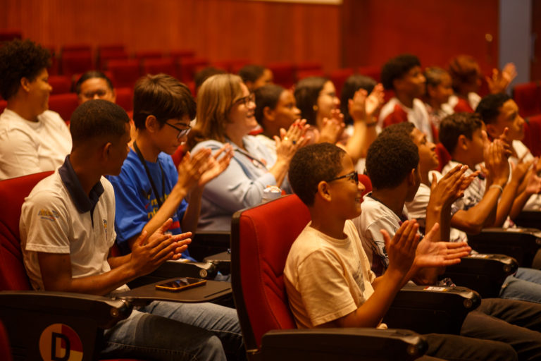 Mostra de Cinema Infantil do Circuito Penedo leva alegria e cultura para os estudantes