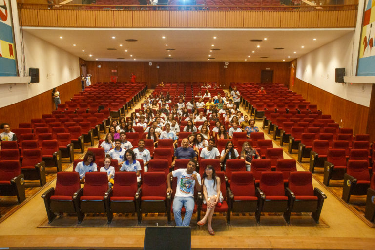 Mostra Internacional Socioambiental de Curtas encanta estudantes de escola pública em Penedo