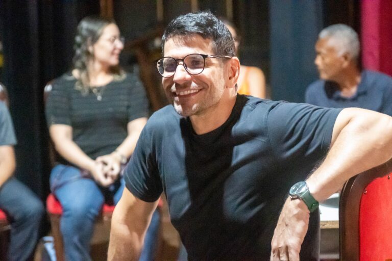 Alexandre Barillari abre programação de oficinas do Circuito Penedo de Cinema